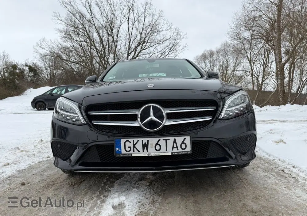 MERCEDES-BENZ Klasa C 180 Business Edition 9G-TRONIC