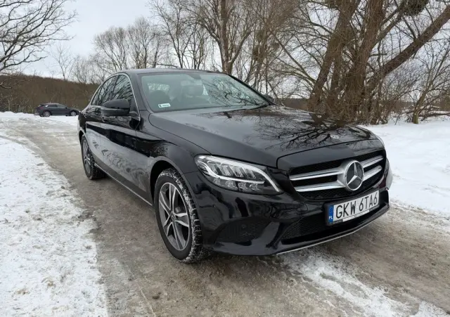 MERCEDES-BENZ Klasa C 180 Business Edition 9G-TRONIC