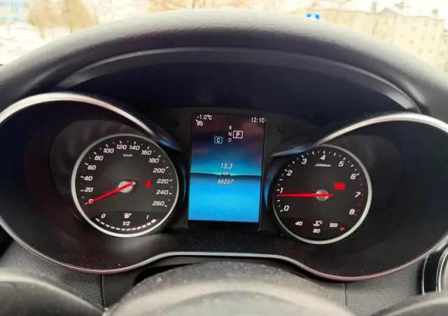 MERCEDES-BENZ Klasa C 180 Business Edition 9G-TRONIC