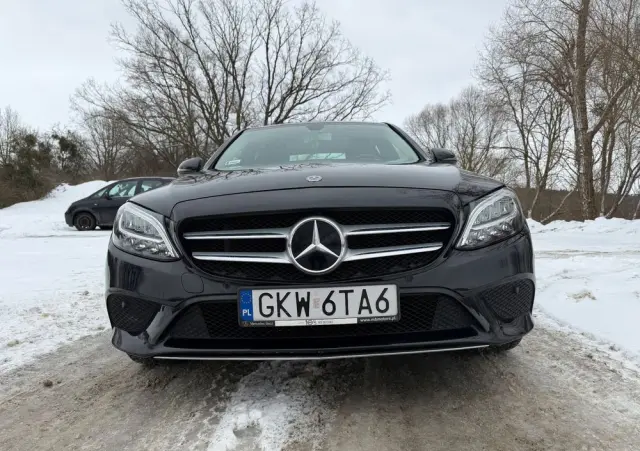 MERCEDES-BENZ Klasa C 180 Business Edition 9G-TRONIC