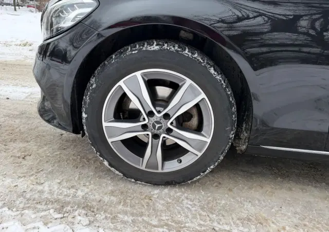 MERCEDES-BENZ Klasa C 180 Business Edition 9G-TRONIC