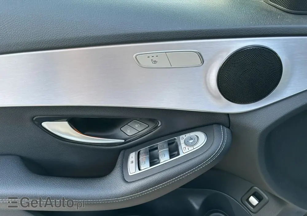 MERCEDES-BENZ Klasa C 220 d T 9G-TRONIC Avantgarde