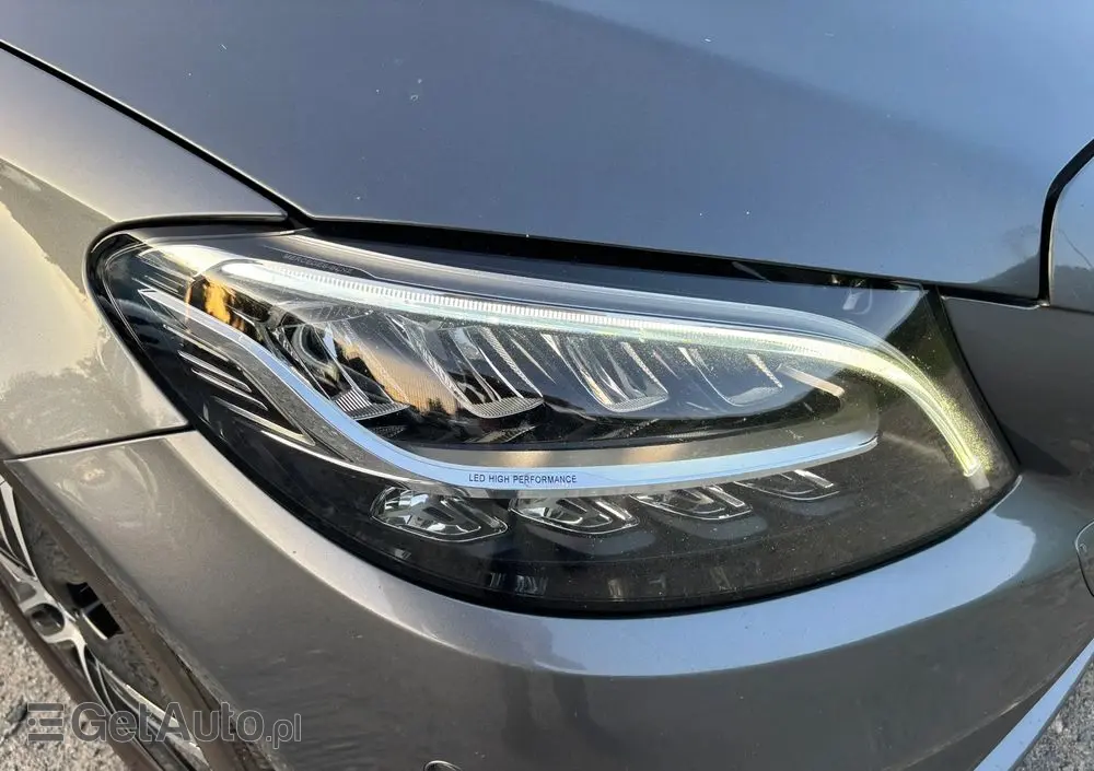 MERCEDES-BENZ Klasa C 220 d T 9G-TRONIC Avantgarde