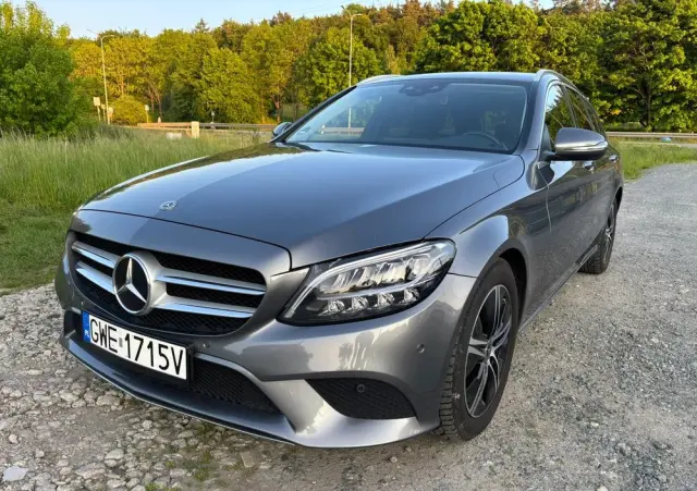 MERCEDES-BENZ Klasa C 220 d T 9G-TRONIC Avantgarde