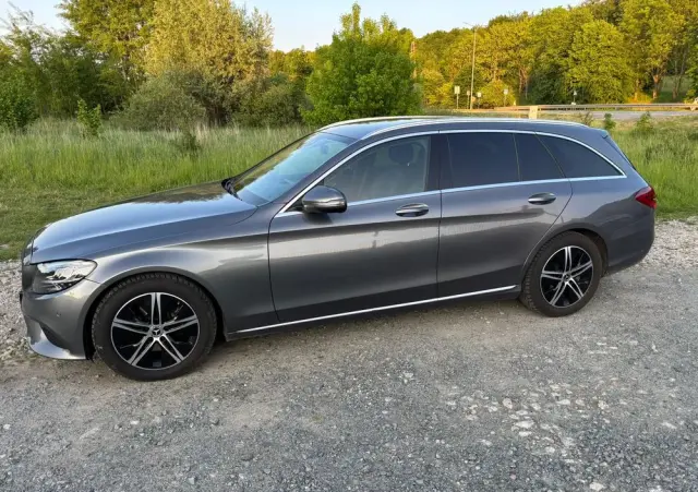 MERCEDES-BENZ Klasa C 220 d T 9G-TRONIC Avantgarde