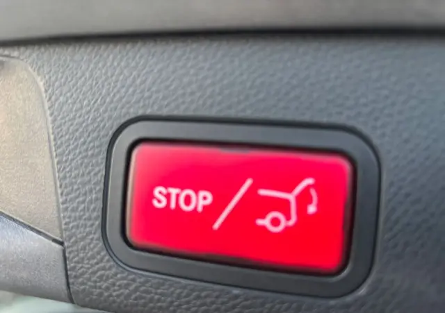 MERCEDES-BENZ Klasa C 220 d T 9G-TRONIC Avantgarde