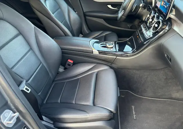 MERCEDES-BENZ Klasa C 220 d T 9G-TRONIC Avantgarde