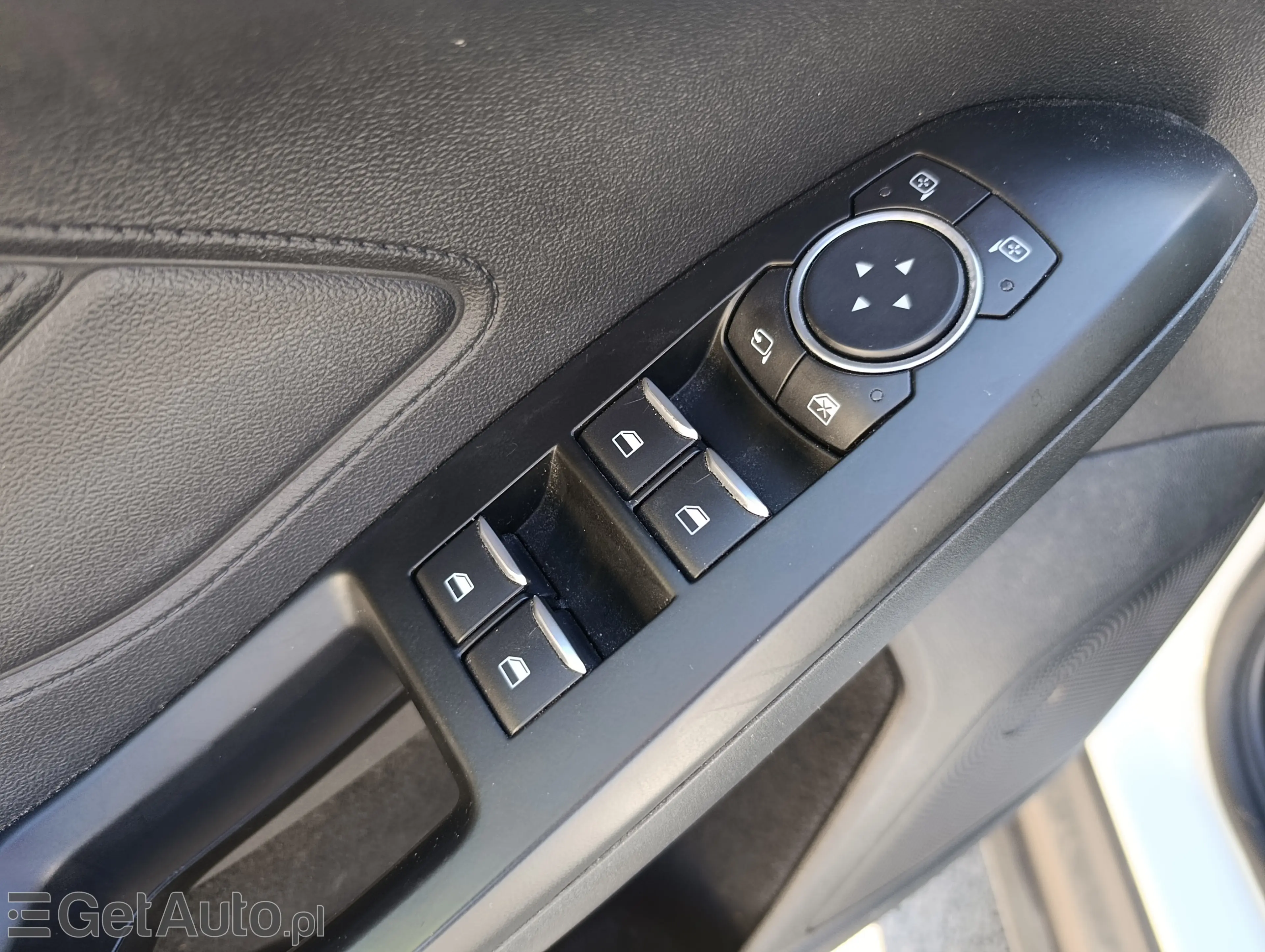 FORD Focus Active Business