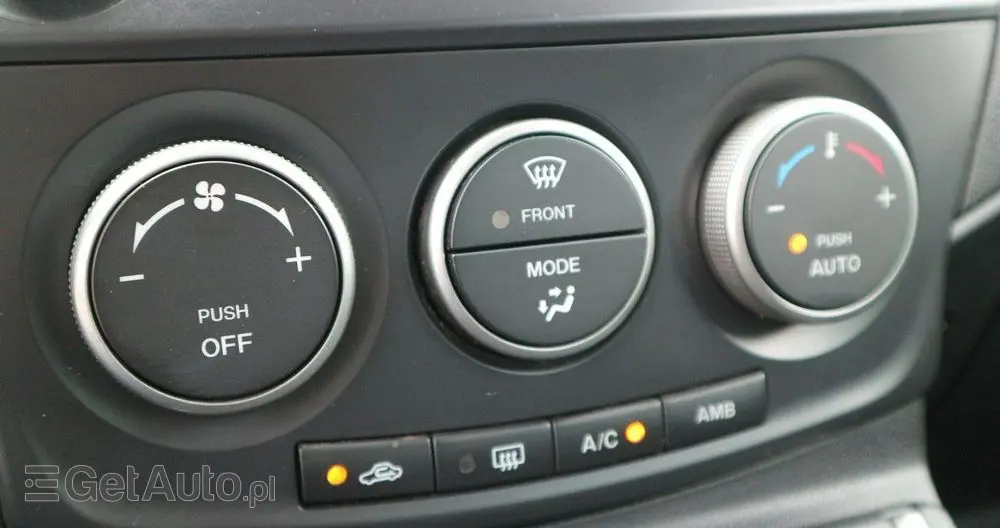 MAZDA 5 2.0 MZR-DISI i-stop Sports-Line