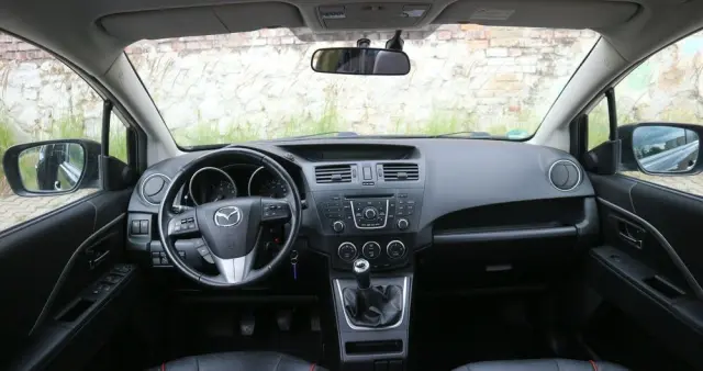 MAZDA 5 2.0 MZR-DISI i-stop Sports-Line