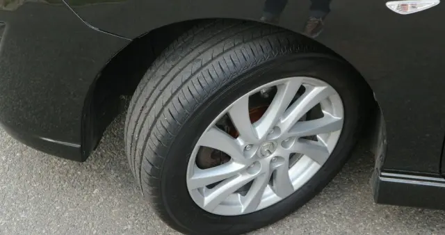 MAZDA 5 2.0 MZR-DISI i-stop Sports-Line