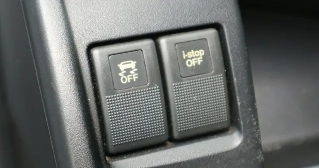 MAZDA 5 2.0 MZR-DISI i-stop Sports-Line