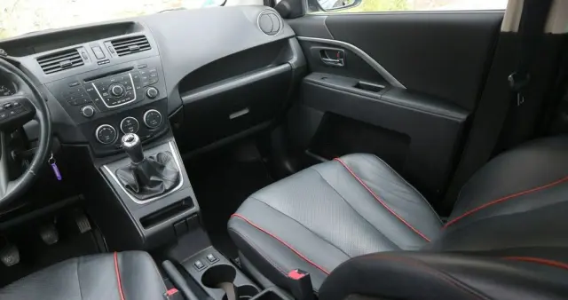 MAZDA 5 2.0 MZR-DISI i-stop Sports-Line