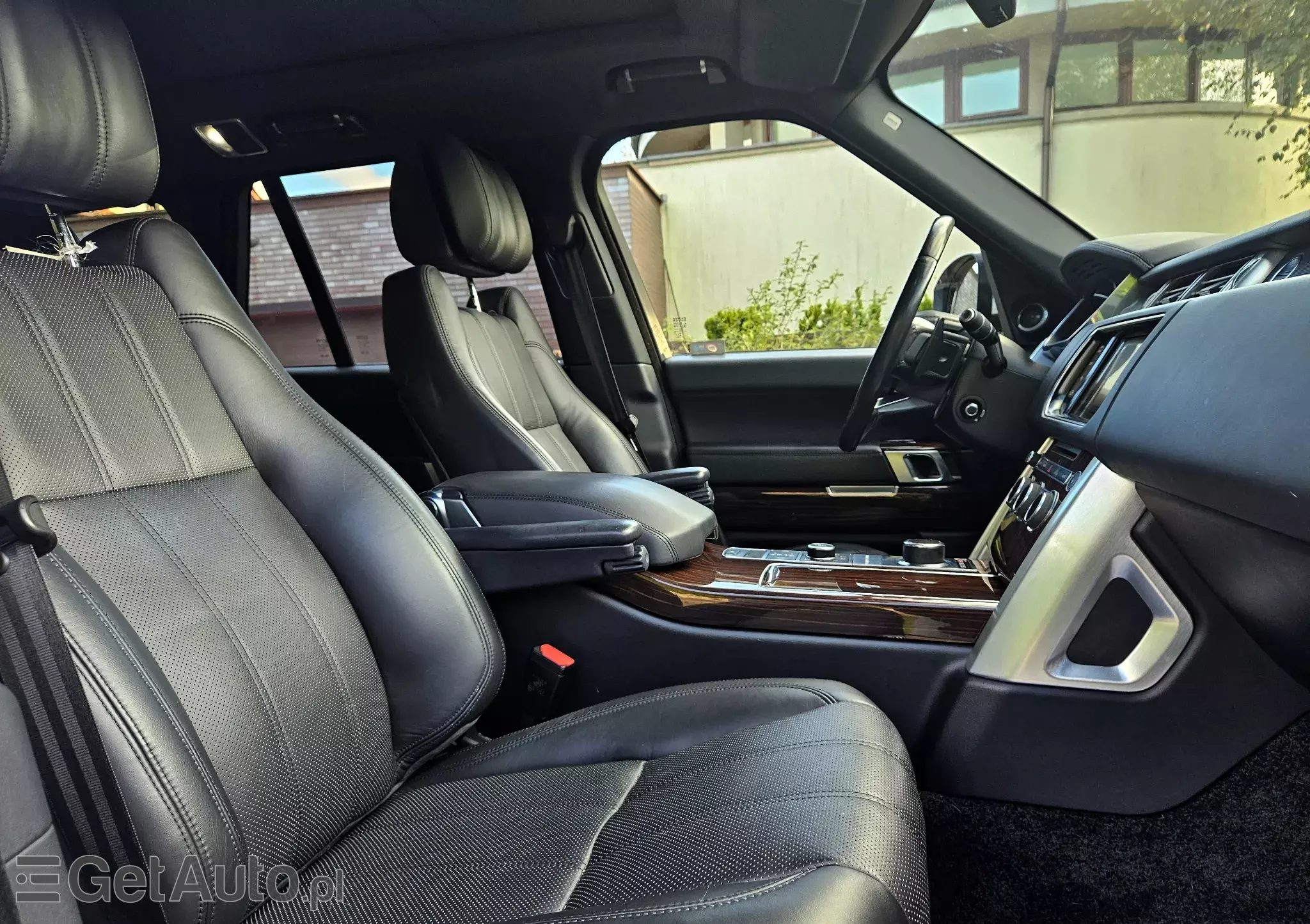 LAND ROVER Range Rover 4.4 SD V8 LWB Vogue 