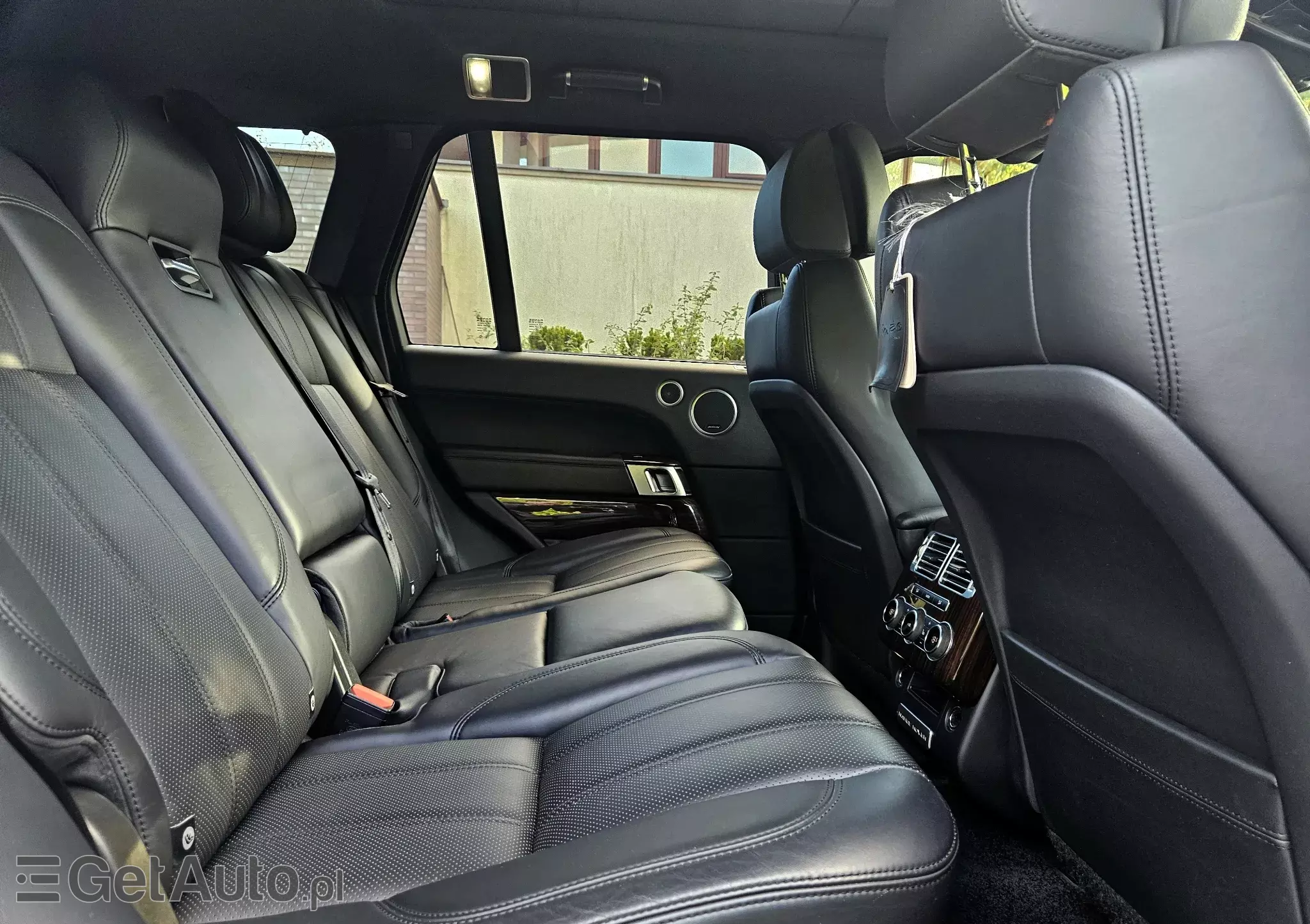 LAND ROVER Range Rover 4.4 SD V8 LWB Vogue 