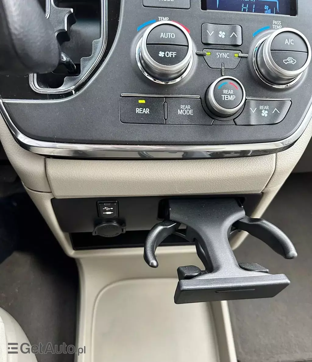 TOYOTA Sienna 3.5 V6 (266 KM) Automatic