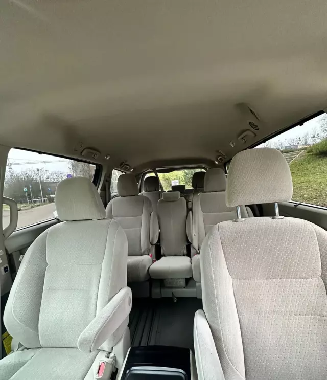 TOYOTA Sienna 3.5 V6 (266 KM) Automatic