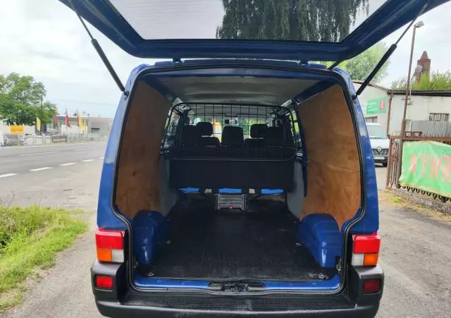 VOLKSWAGEN T4 