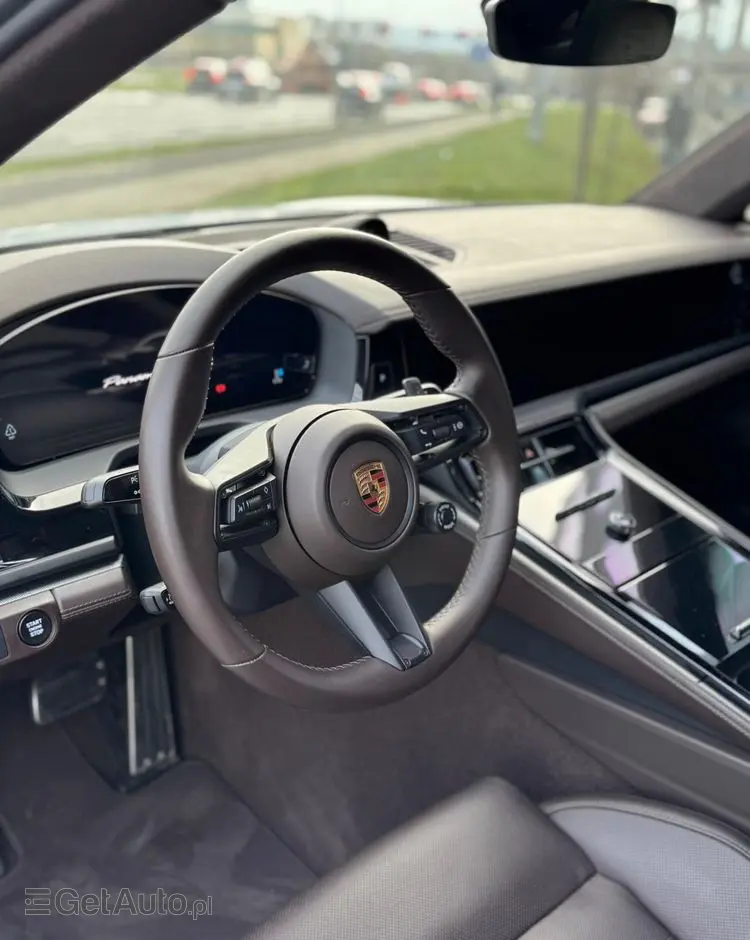 PORSCHE Panamera GTS