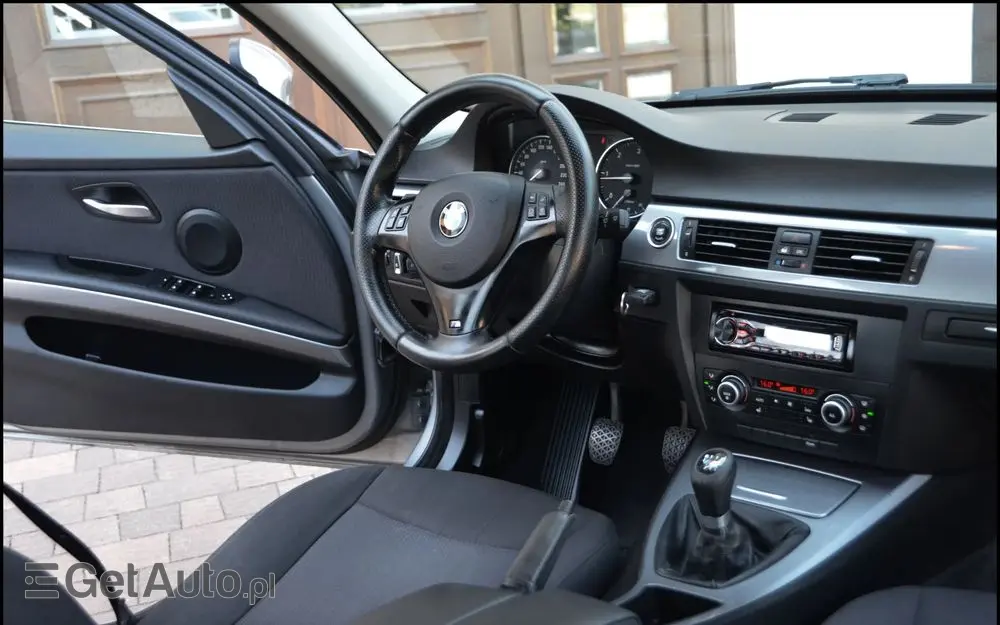 BMW Seria 3 318d