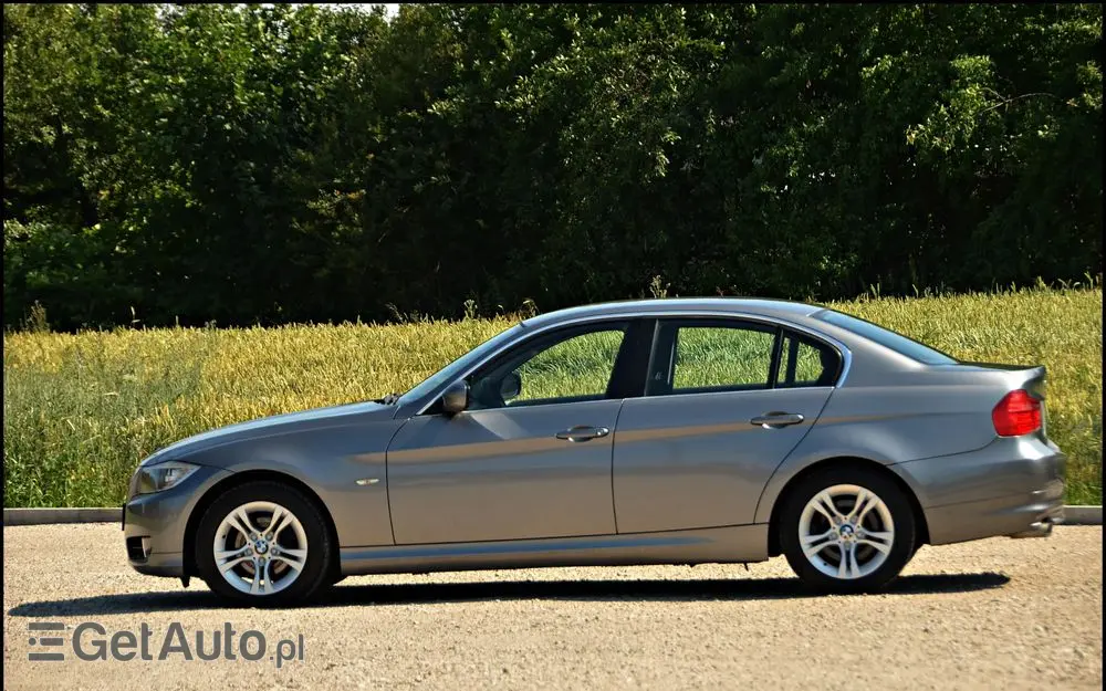 BMW Seria 3 318d