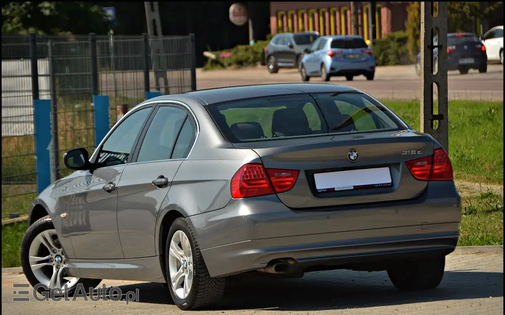 BMW Seria 3 318d