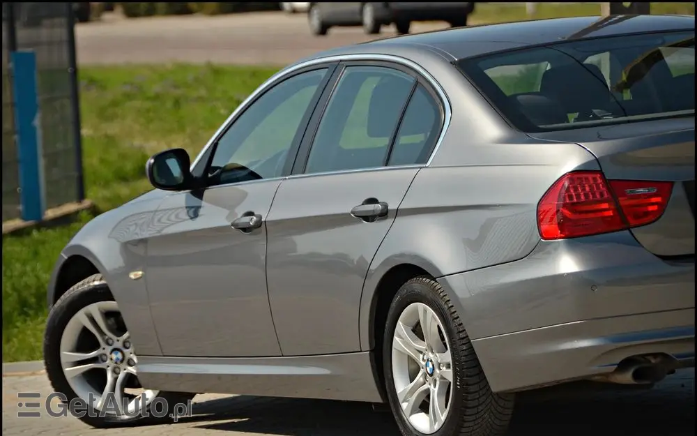 BMW Seria 3 318d