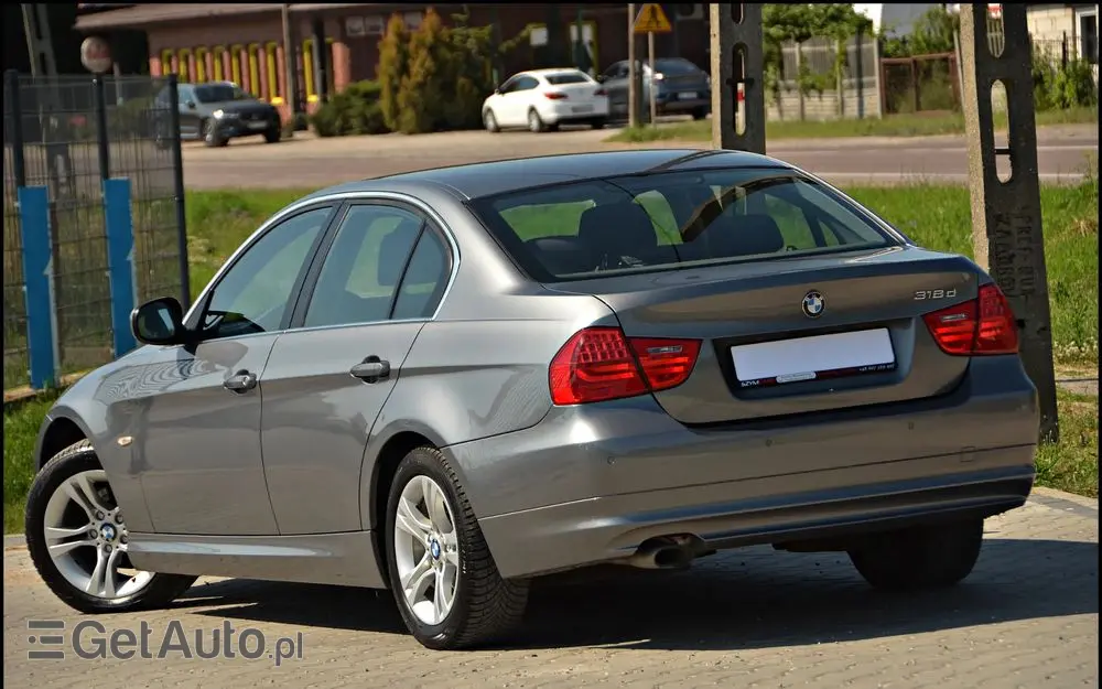 BMW Seria 3 318d