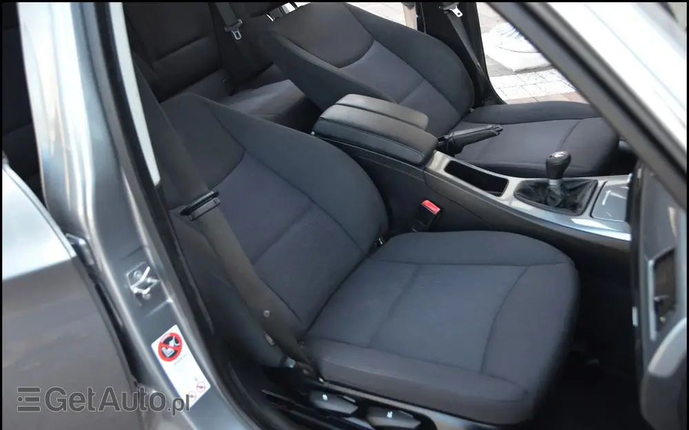 BMW Seria 3 318d