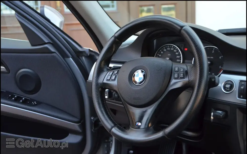 BMW Seria 3 318d