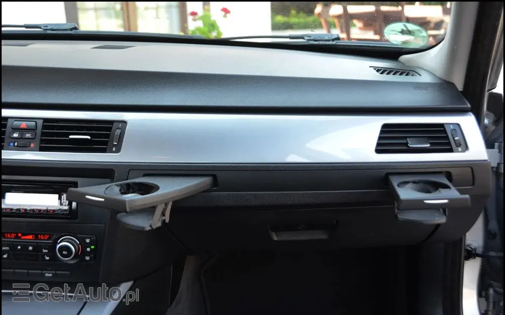 BMW Seria 3 318d