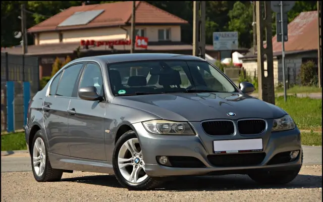 BMW Seria 3 318d