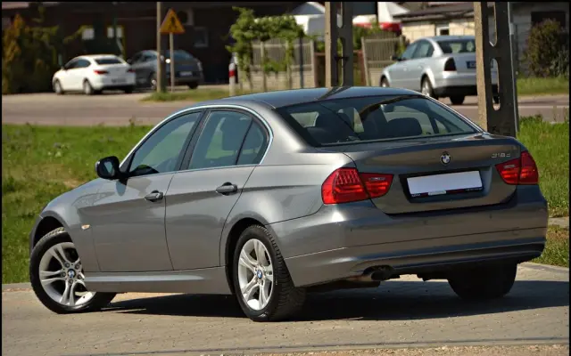 BMW Seria 3 318d