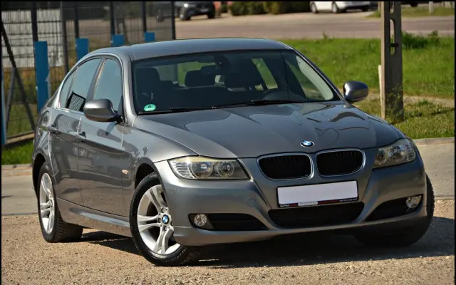 BMW Seria 3 318d