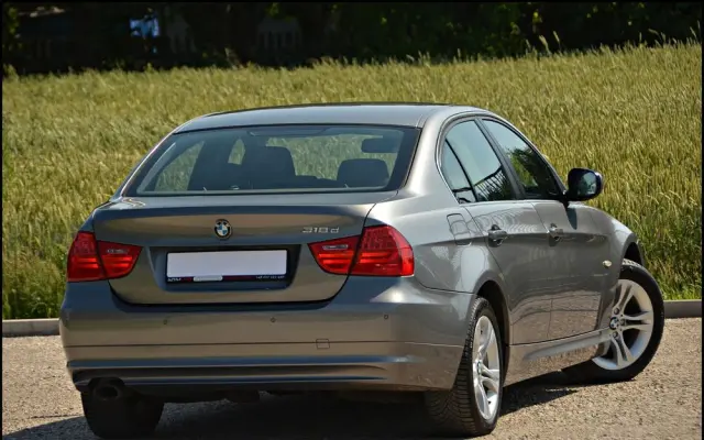 BMW Seria 3 318d