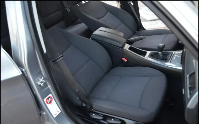 BMW Seria 3 318d
