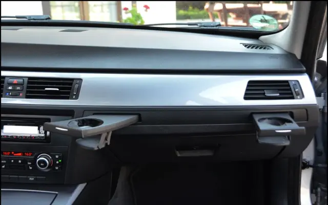 BMW Seria 3 318d
