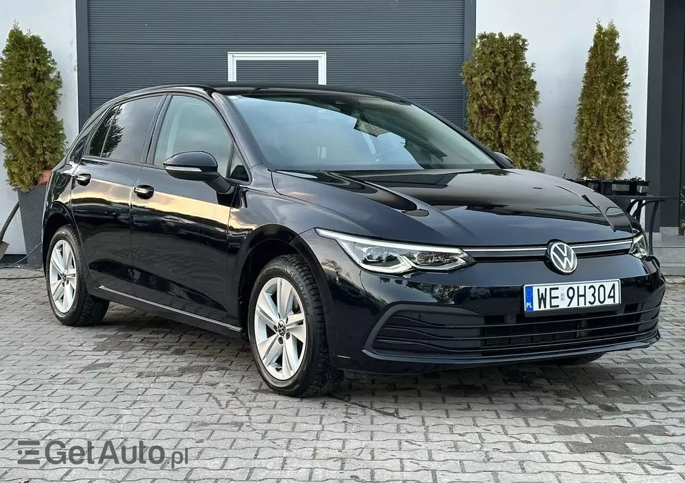 VOLKSWAGEN Golf VIII 1.5 eTSI Life DSG