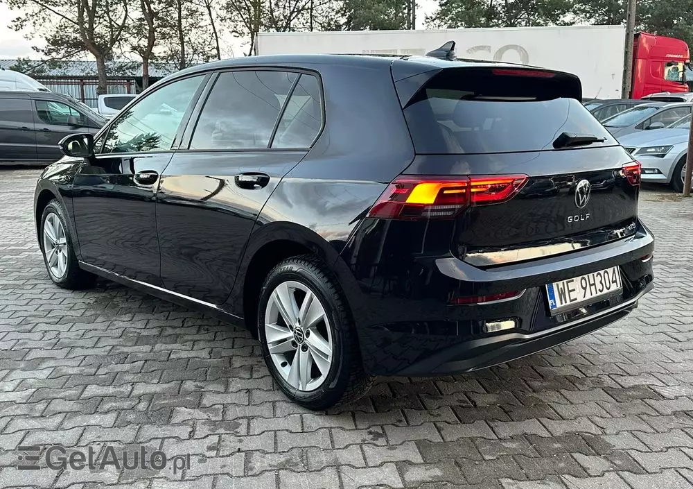 VOLKSWAGEN Golf VIII 1.5 eTSI Life DSG