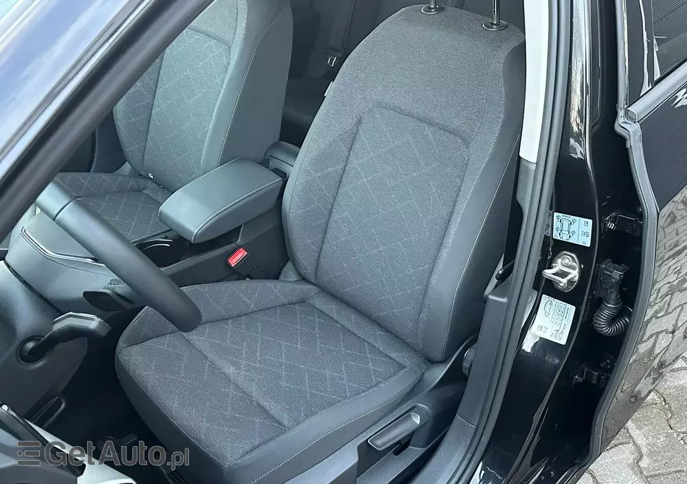 VOLKSWAGEN Golf VIII 1.5 eTSI Life DSG