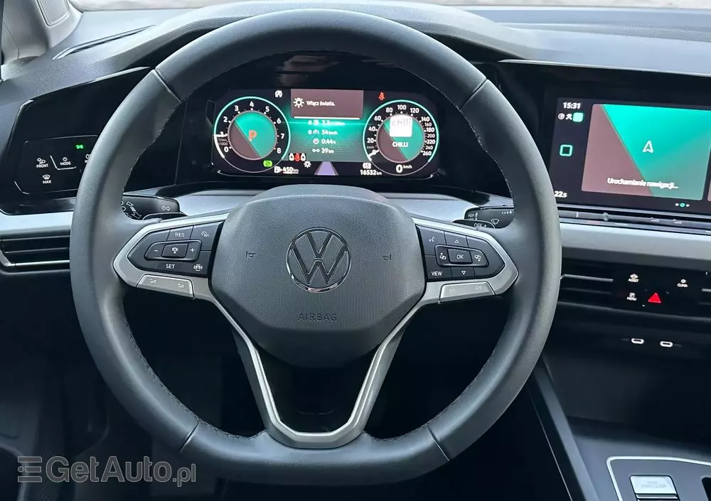 VOLKSWAGEN Golf VIII 1.5 eTSI Life DSG