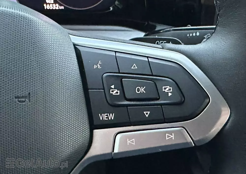 VOLKSWAGEN Golf VIII 1.5 eTSI Life DSG