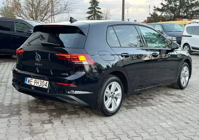 VOLKSWAGEN Golf VIII 1.5 eTSI Life DSG