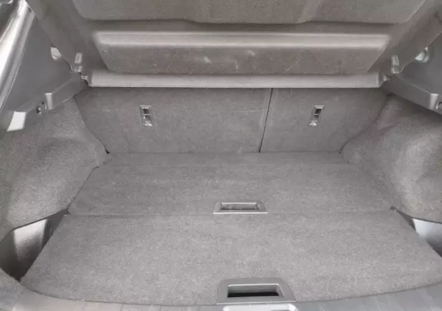 NISSAN Qashqai 1.6 DCi Visia Xtronic EU6