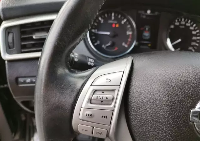 NISSAN Qashqai 1.6 DCi Visia Xtronic EU6