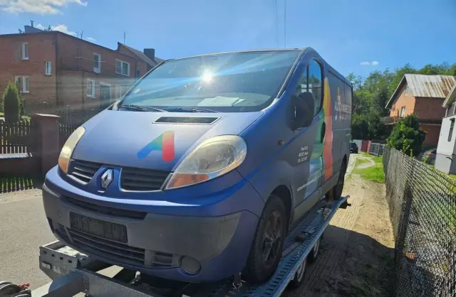 RENAULT Trafic 