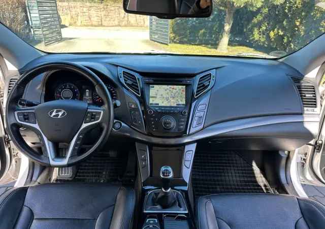 HYUNDAI I40 2.0 Premium