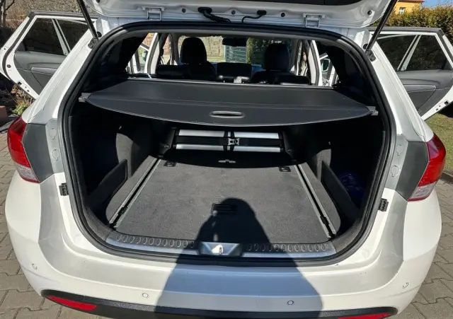 HYUNDAI I40 2.0 Premium