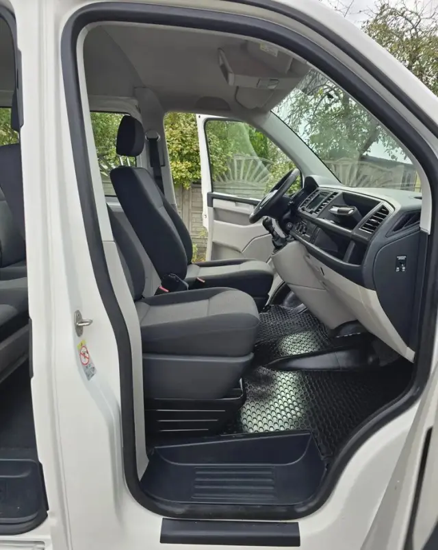 VOLKSWAGEN Transporter L2 4Motion