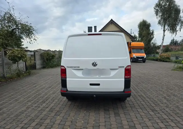 VOLKSWAGEN Transporter L2 4Motion